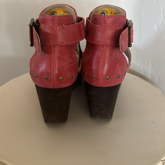 CAT-Caterpillar red distressed leather platform sandal - sz 8.5 - Picture 6 of 9